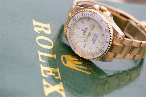 comment ouvrir une montre rolex|More.